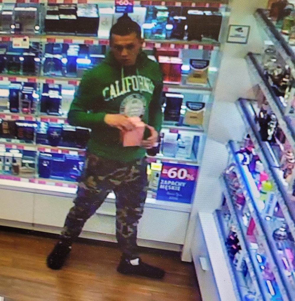 Katowice: Kradzież perfum za prawie 1,4 tys. zł. Widziałeś tę parę?