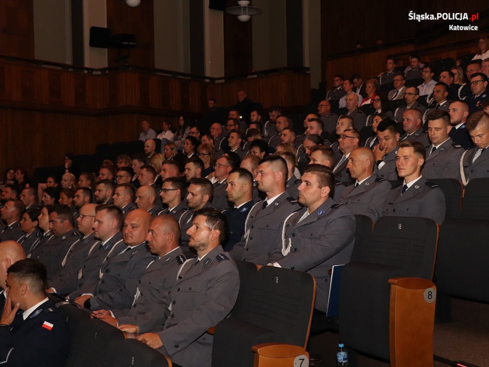 W Pałacu Młodzieży w Katowicach odbyły się obchody Święta Policji
