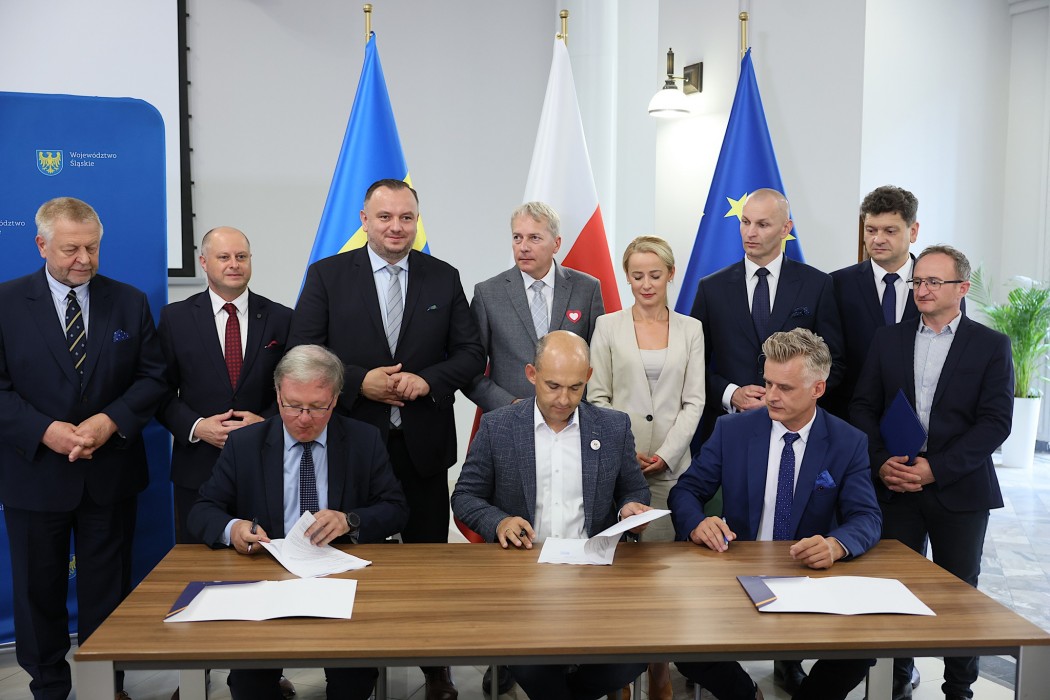 W Katowicach podpisano umowę dotyczącą przebudowy drogi wojewódzkiej 925