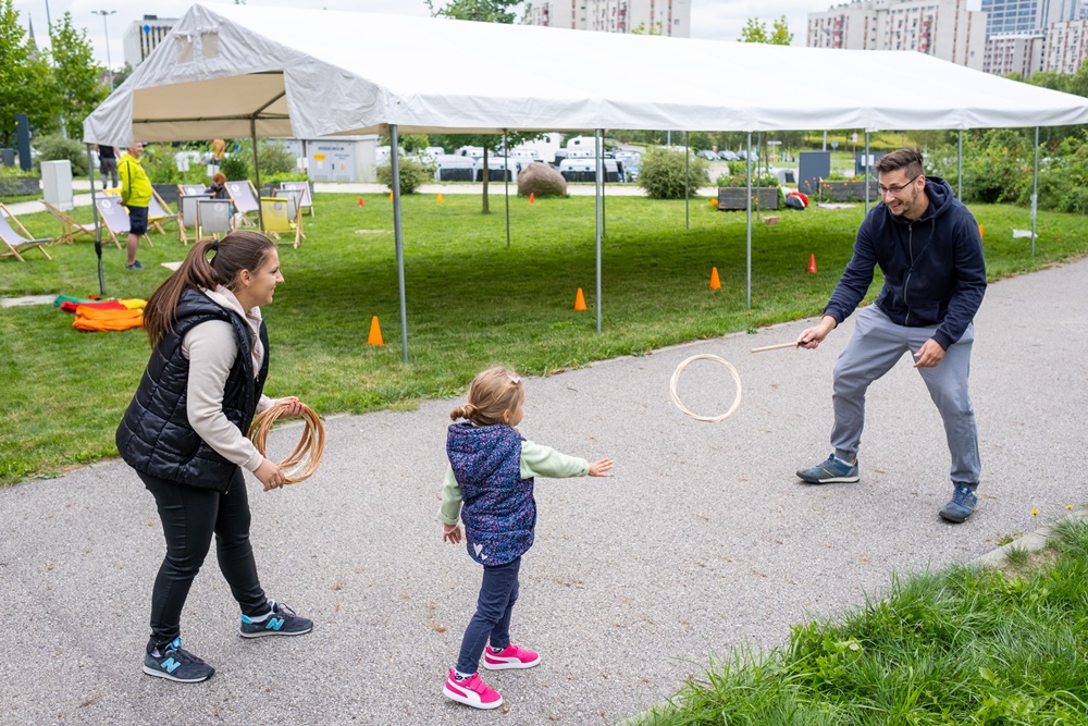 Zabawa w dawne gry podwórkowe z Muzeum Śląskim w Katowicach. Poznaj szczegóły!