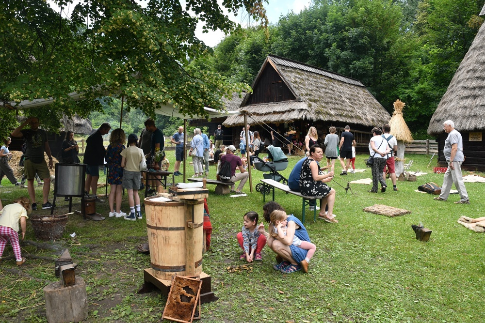 Dzień Miodu w chorzowskim skansenie 69