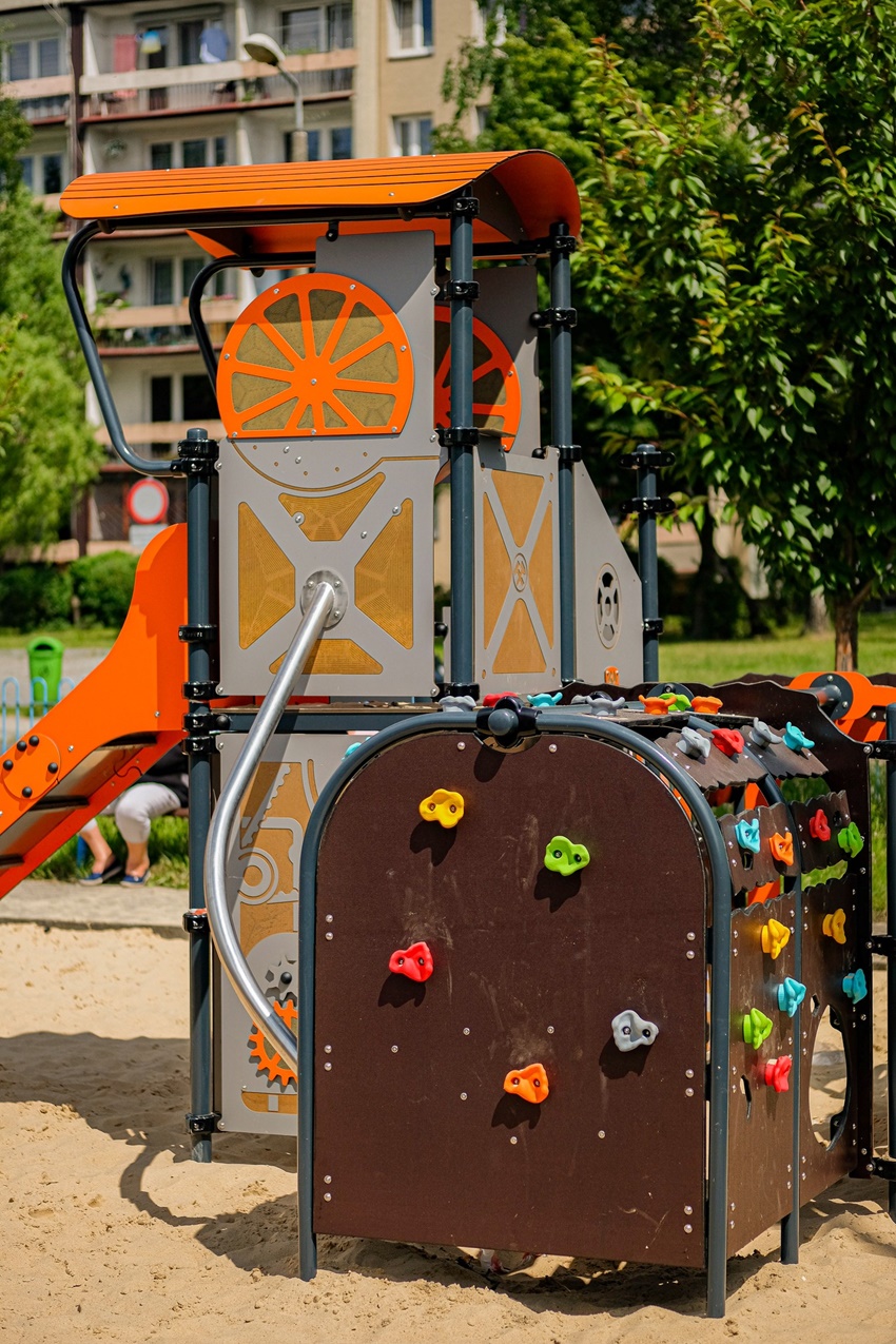 Nowy plac zabaw w Chorzowie Batorym. Budżet Obywatelski w realizacji