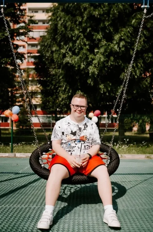 W Żorach powstał pierwszy plac zabaw dla osób z niepełnosprawnościami 2