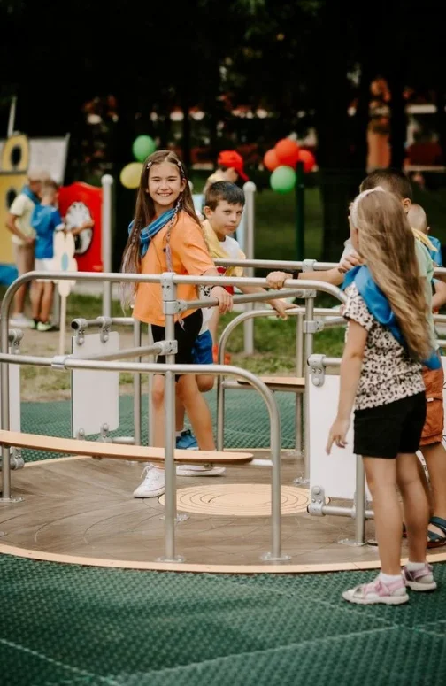 W Żorach powstał pierwszy plac zabaw dla osób z niepełnosprawnościami 10