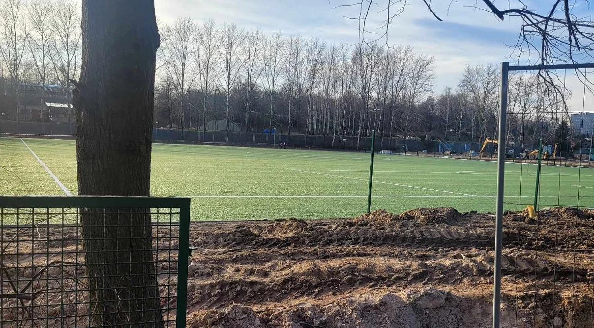 Nowe boiska na "Skałce". Co dalej z inwestycją wartą blisko 7,5 mln zł?