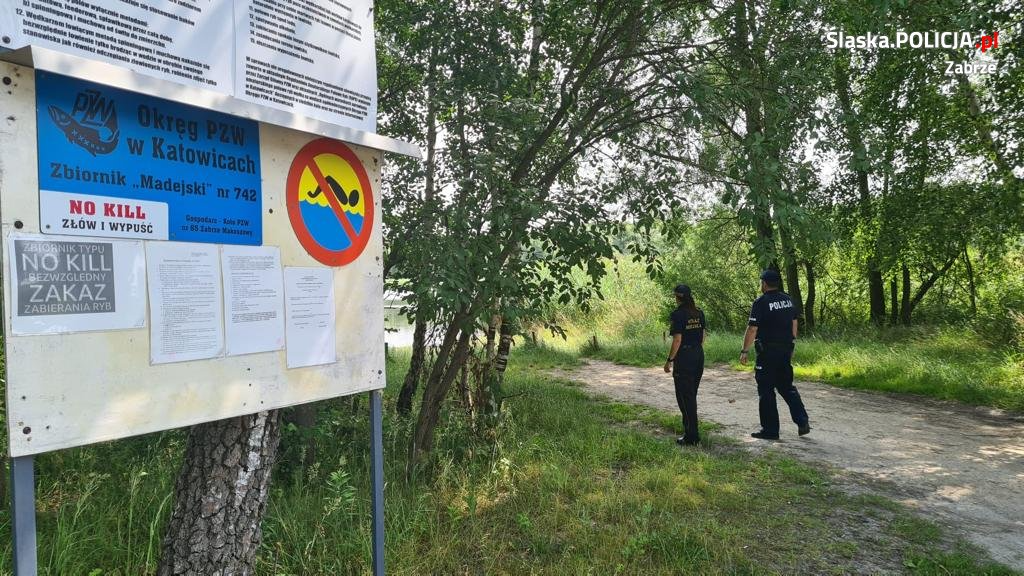 Funkcjonariusze policji i straży miejskiej kontrolowali zbiorniki wodne