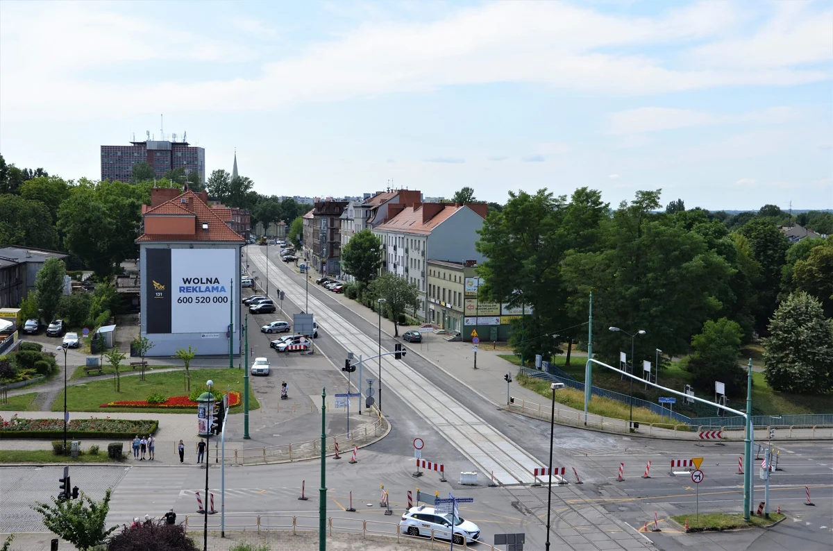 Kolejny etap przebudowy torowiska w ciągu ul. Wolności. Wprowadzono objazdy!