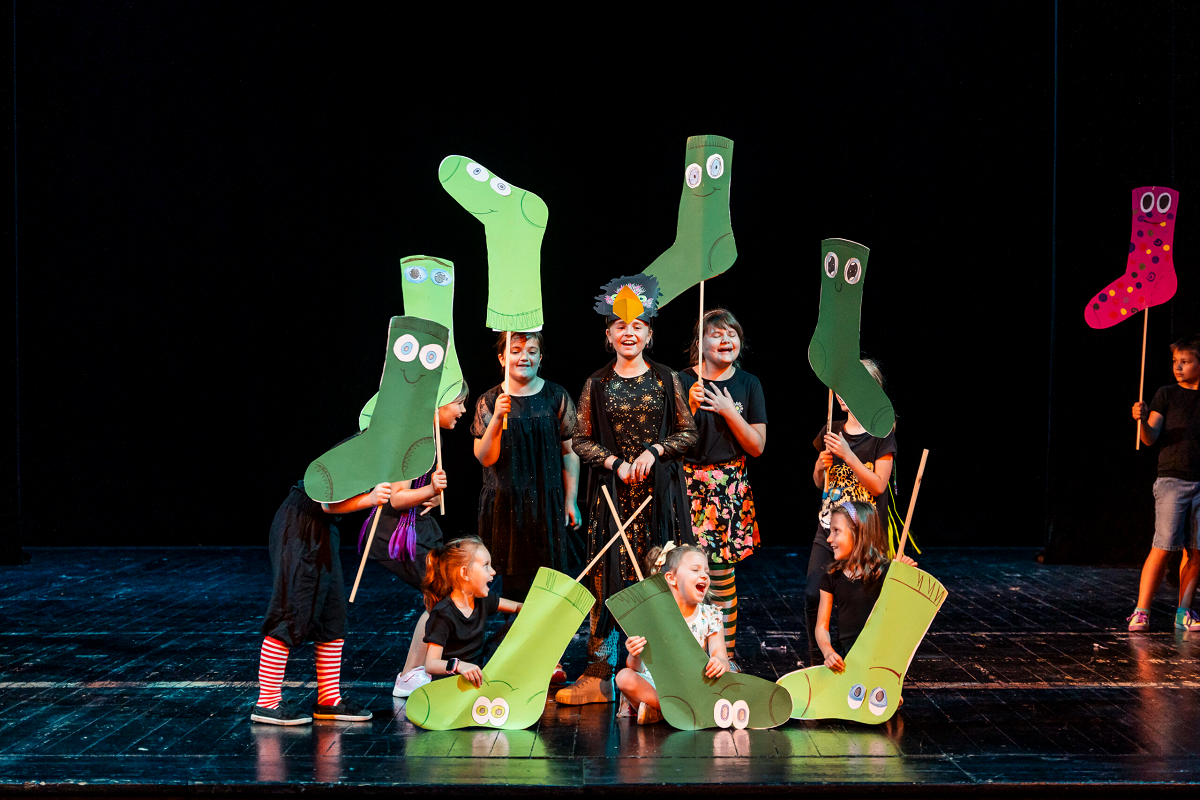 W Teatrze Nowym podsumowano drugi turnus letnich półkolonii! [ZDJĘCIA]