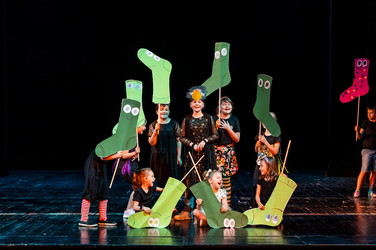 W Teatrze Nowym podsumowano drugi turnus letnich półkolonii! [ZDJĘCIA]