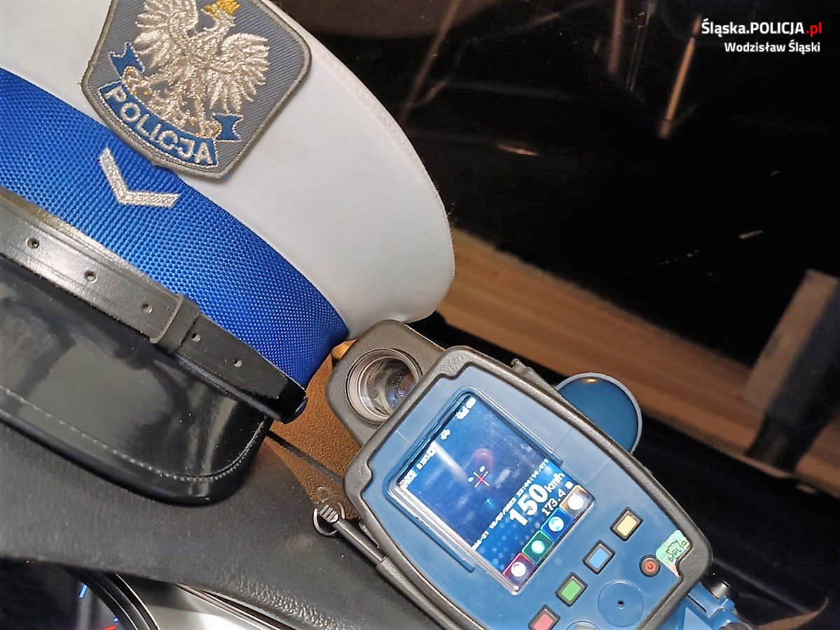 Brawurowa jazda w Wodzisławiu Śląskim. Kierowca przekroczył prędkość o 53 km/h!