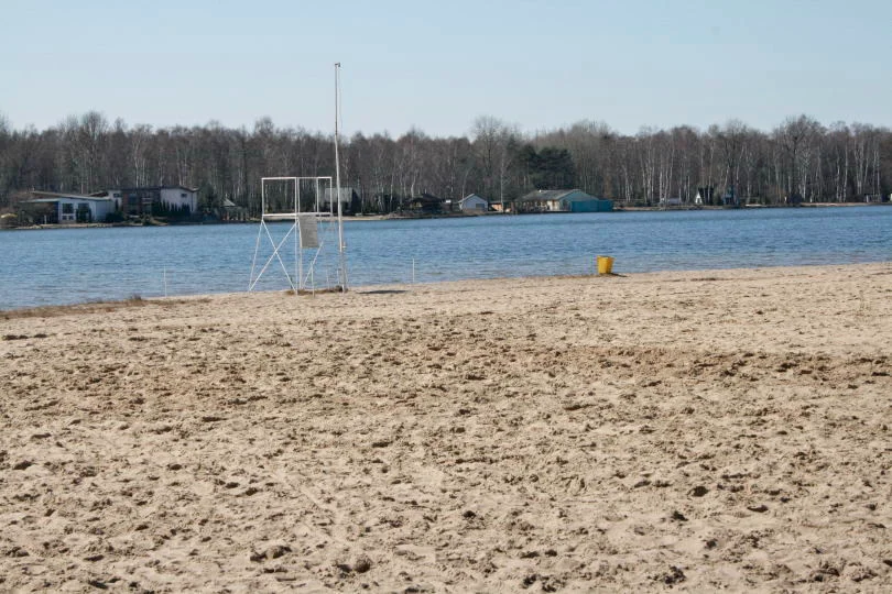 Kąpielisko nad Pogorią I znów czynne! Cofnięto tymczasowy zakaz kąpieli