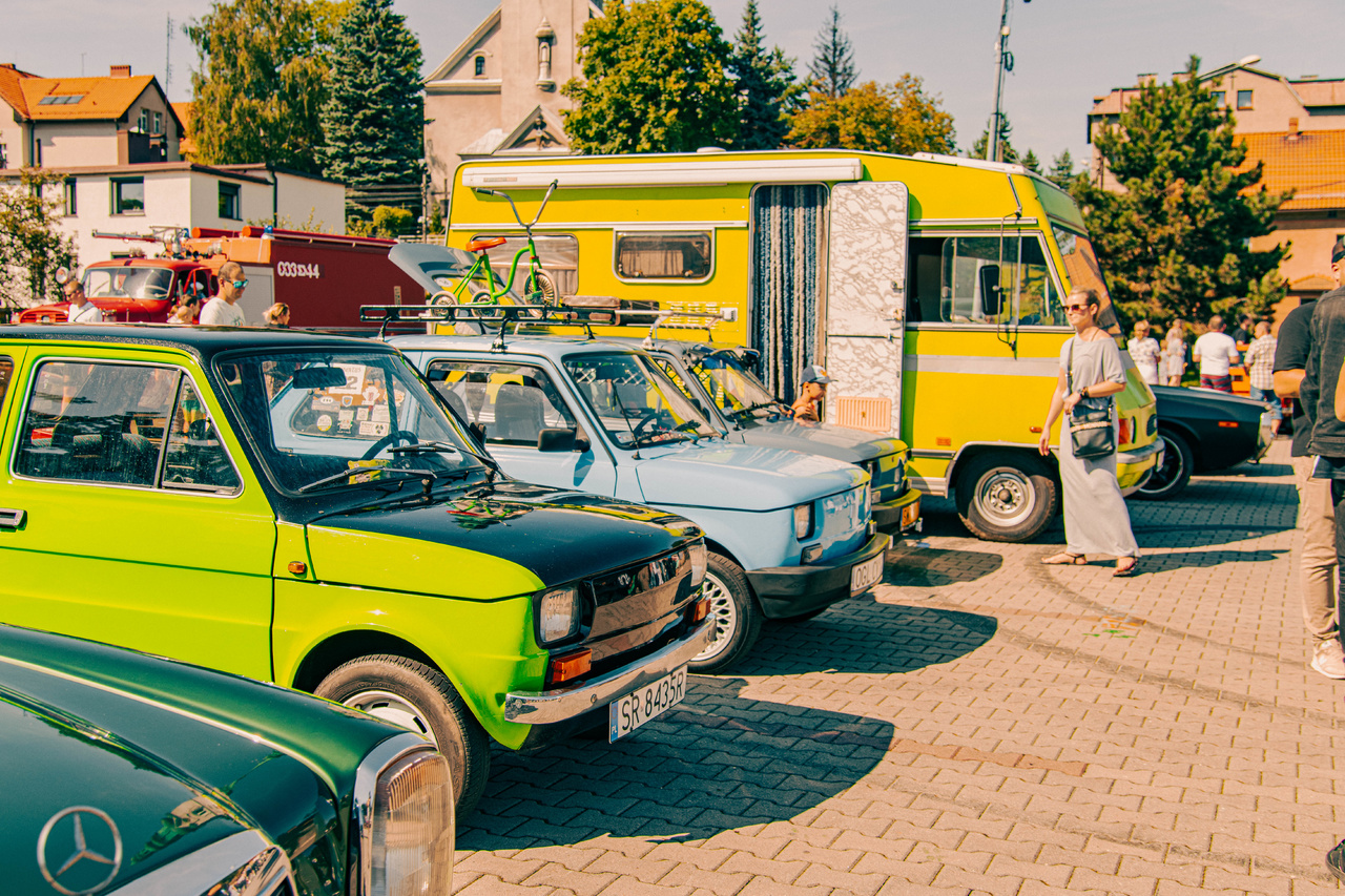 Za nami pierwszy zlot zabytkowej motoryzacji. Zobacz zdjęcia