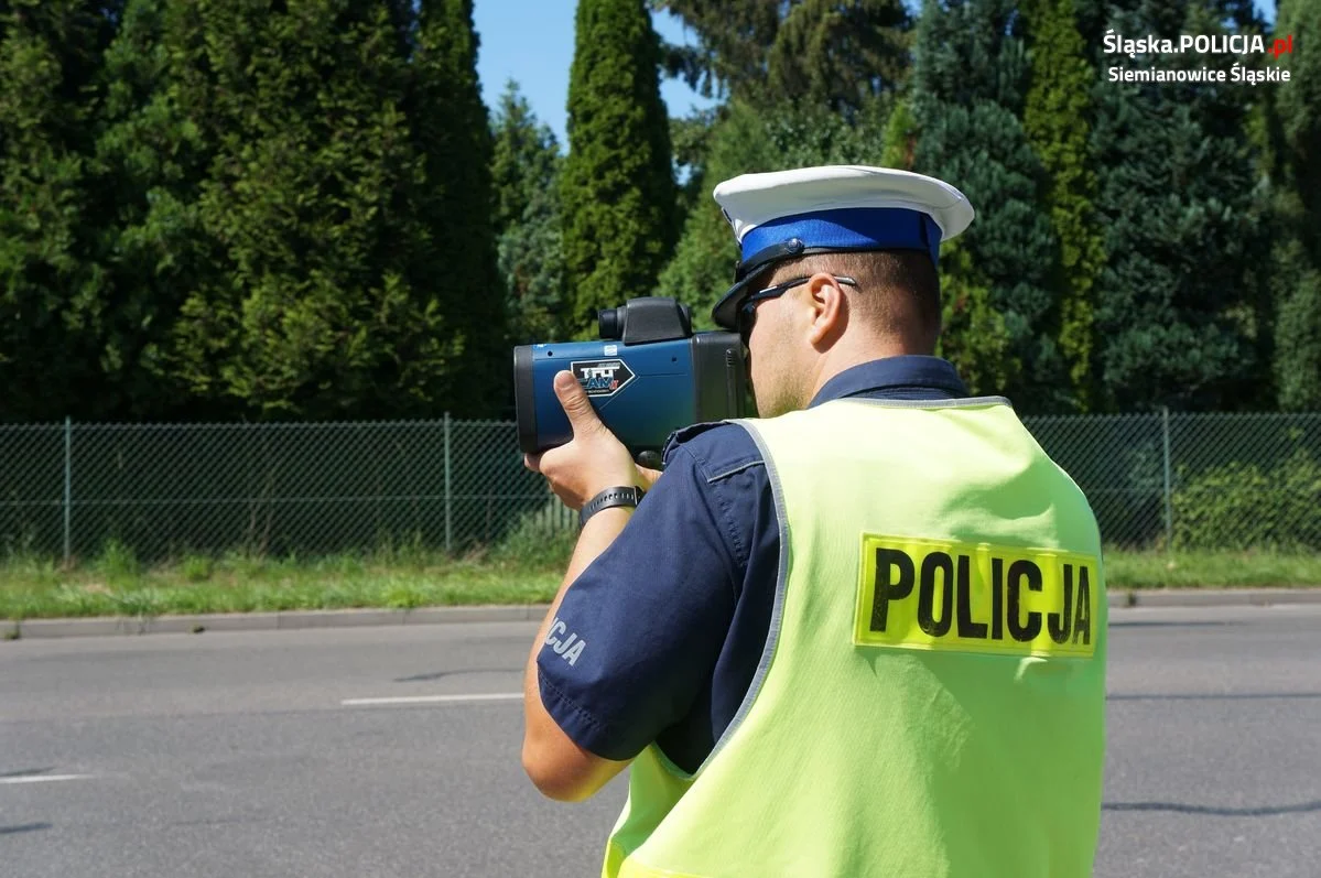 Jechał z prędkością 115 km/h po mieście. Został szybko złapany przez siemianowicką policje