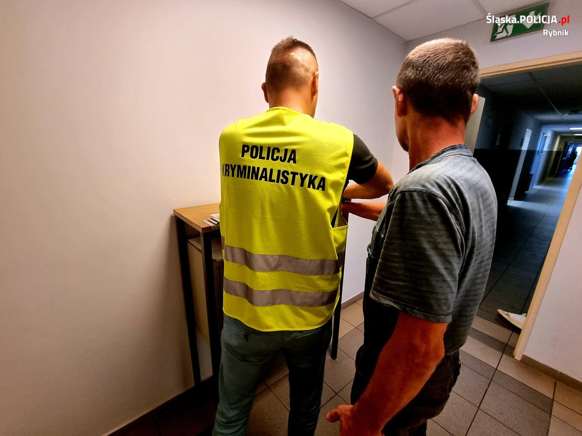 49-latek włamał się do kościoła i ukradł pieniądze z puszek ofiarnych!