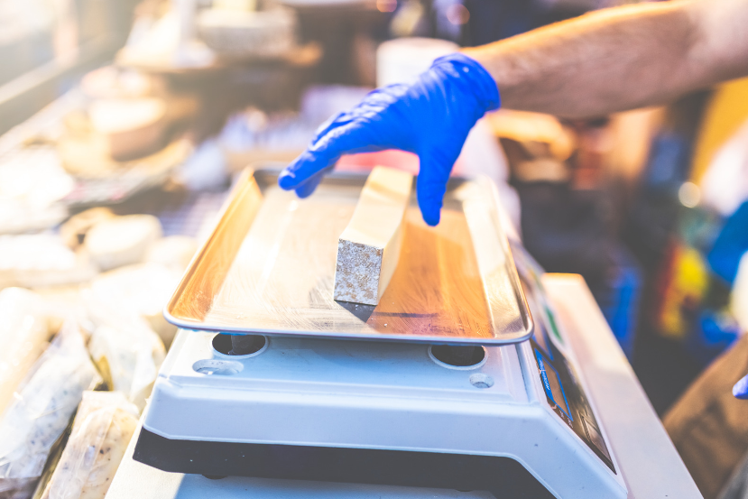 Czym różnią się wagi handlowe od wag do napełniania