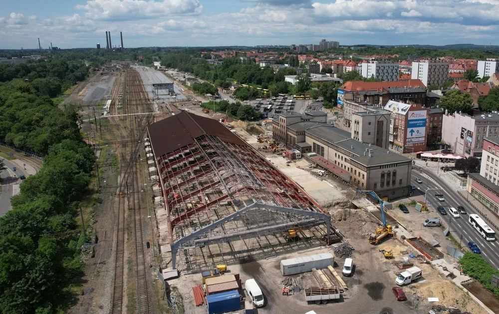 Pociągiem z Bytomia do Rudy Śląskiej. PKP PLK zamówiły dokumentację połączenia kolejowego
