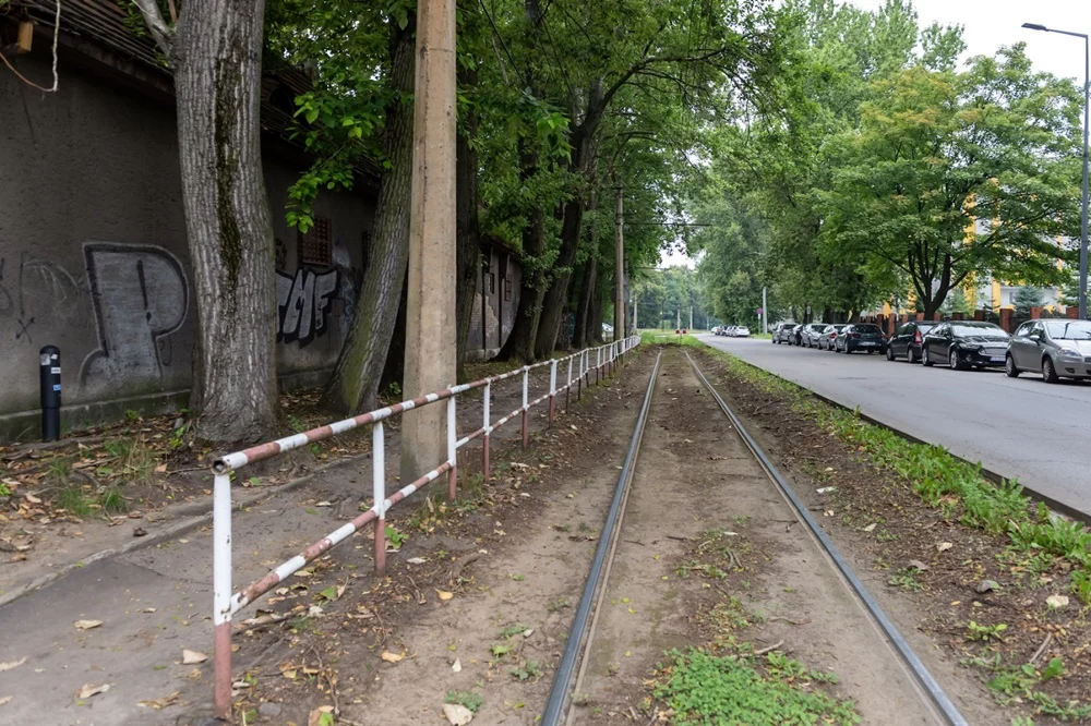 Bytom: Przebudowa linii tramwajowej na Stroszek. Ruszyły prace przy ul. Tarnogórskiej