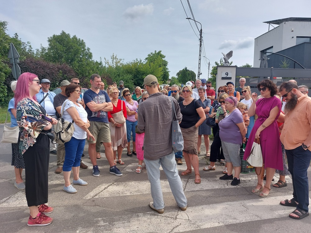 Spacer "Ślady Zagłębiowskich Żydów" z bogatym dziedzictwem historycznym. Zobacz zdjęcia!