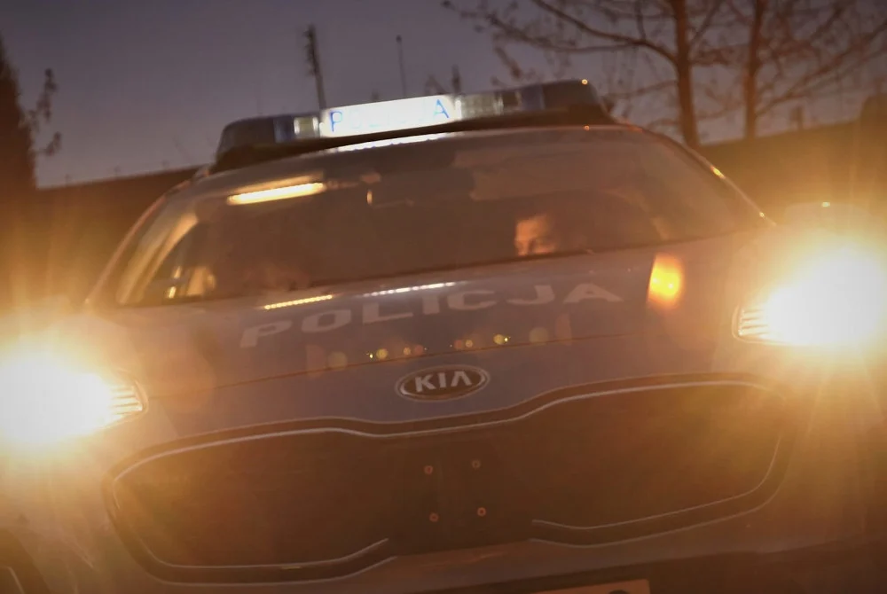 Tychy: Wypadek na DK 44. Osobówka zderzyła się ciężarówką. Sprawca w szpitalu