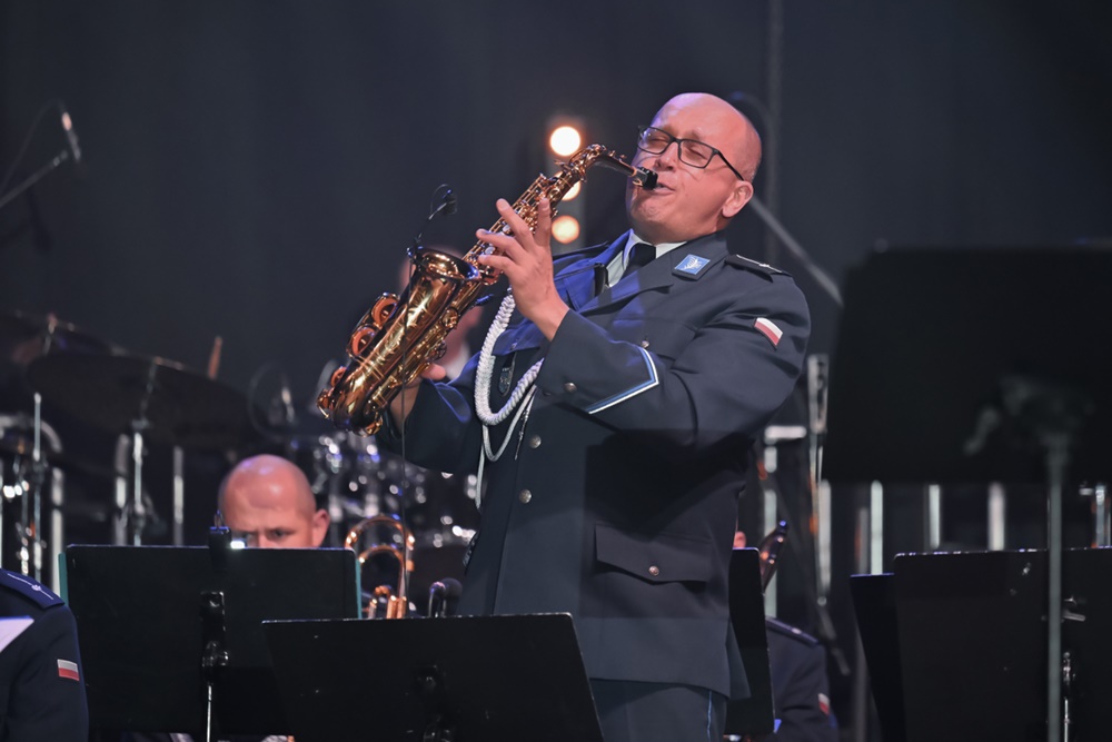 Orkiestra Komendy Wojewódzkiej Policji w Katowicach wystąpiła w Nowym Targu