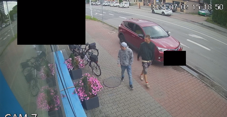 Kradzież roweru w Katowicach. Znasz tych mężczyzn? [WIDEO]