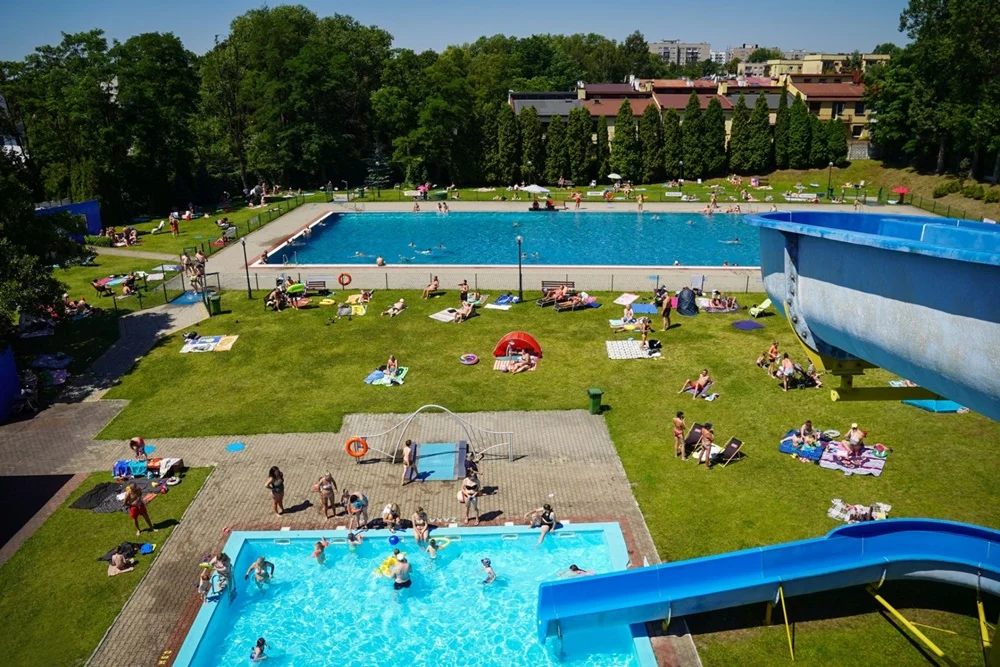 Katowice: Basen sportowy przy ORW Rolna zamknięty!