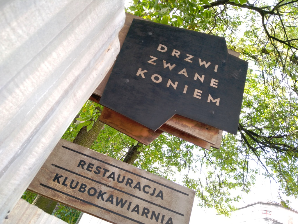 Wracają Drzwi Zwane Koniem!