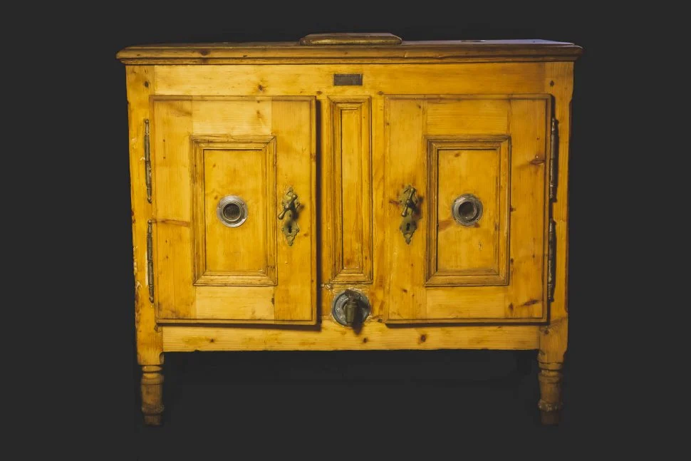 Wystawa dawnych sprzętów do chłodzenia żywności w chorzowskim Skansenie