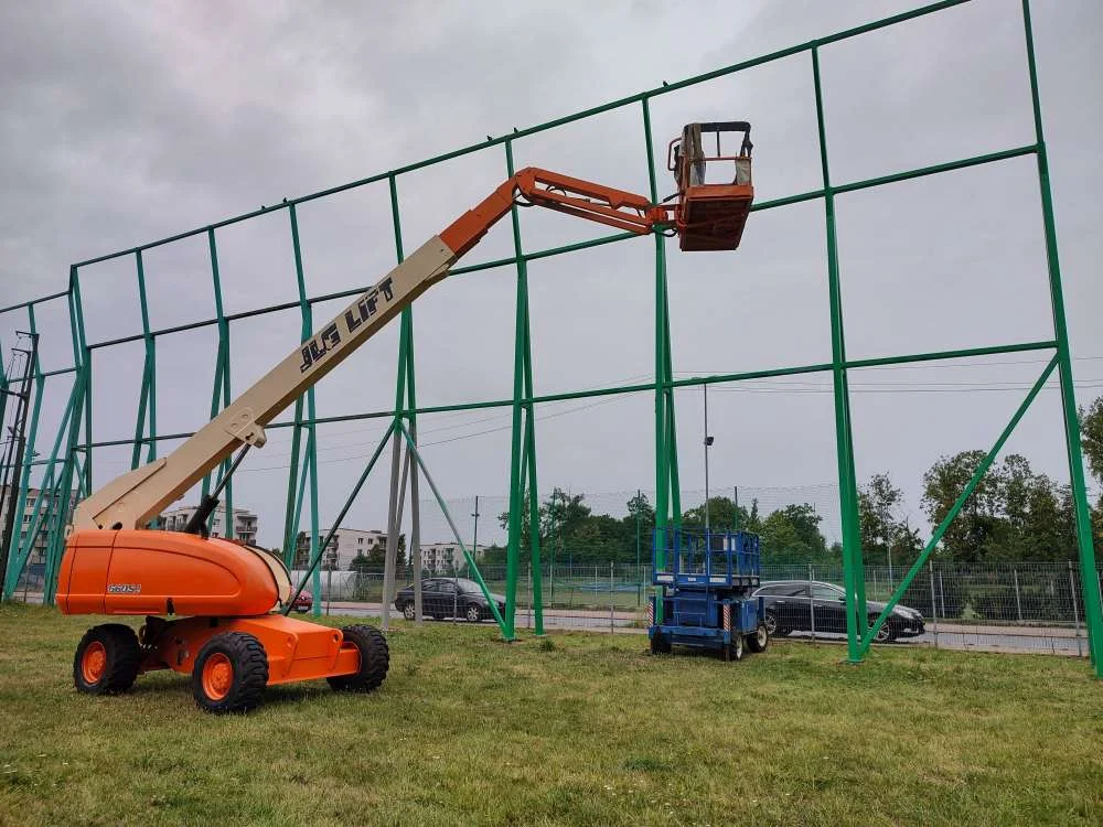 Remont kulochwytu rzutni lekkoatletycznej na chorzowskim stadionie