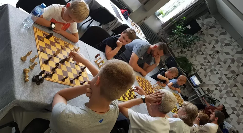 Integracyjny turniej warcabowy w Świętochłowicach. Sprawdź zwycięzców!