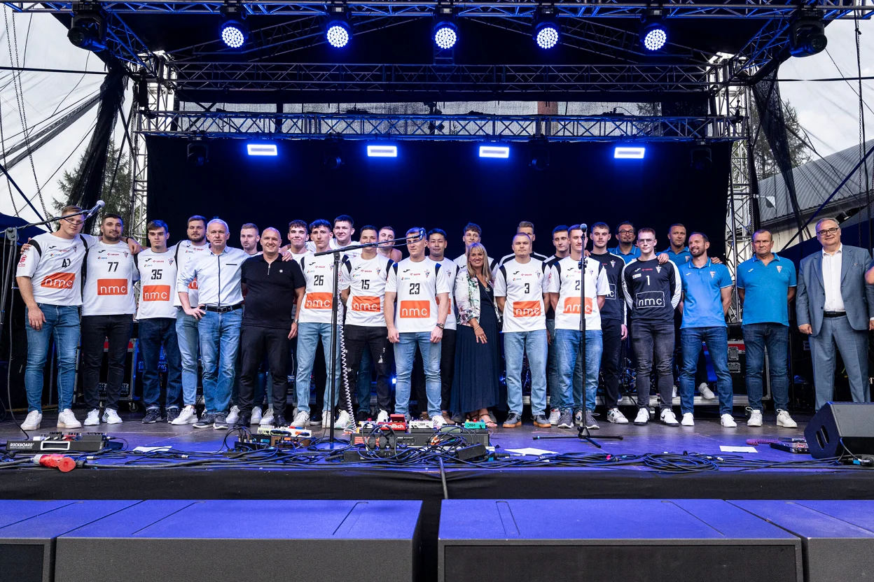 Piłkarze ręczni Górnika Zabrze spotkali się z kibicami [ZDJĘCIA]