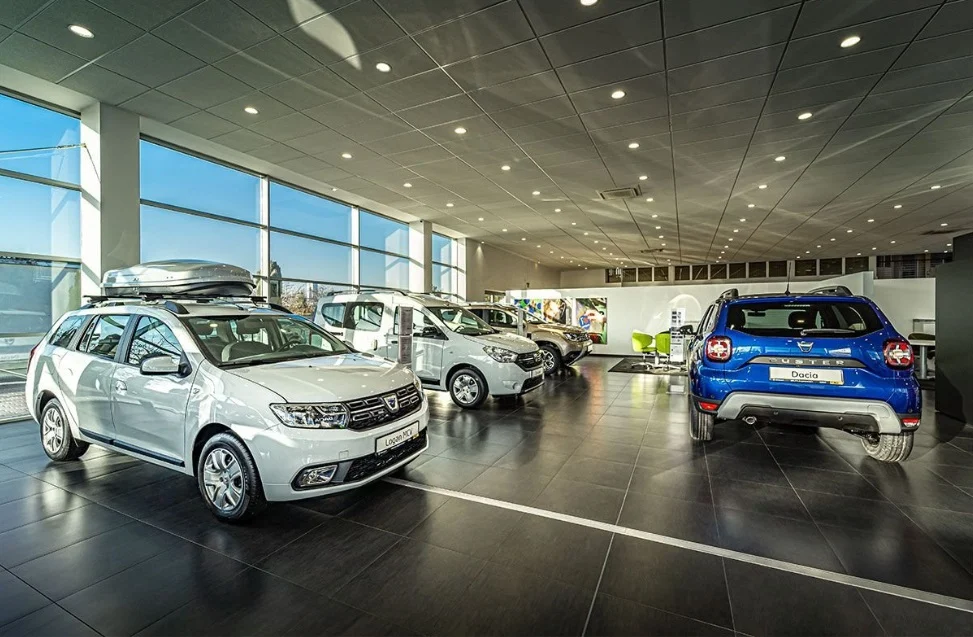 2023_09_25_13_39_30_2023_05_Jak_wybrac_idealne_auto_dla_siebie_Porady_ekspertow_z_salonu_Renault_na.jpg