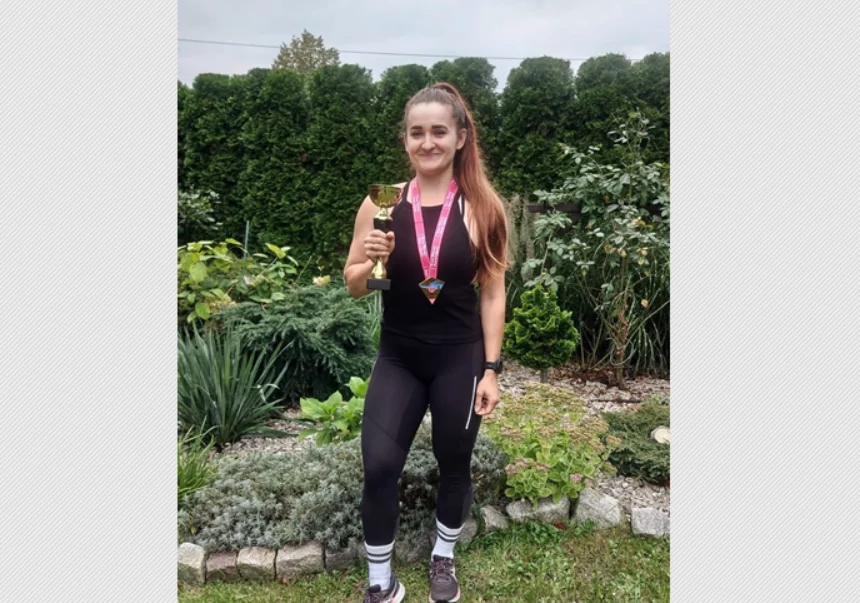 Policjantka z Mysłowic pierwsza na 15 km w 27. Międzynarodowym Biegu Ulicznym w Jaworznie