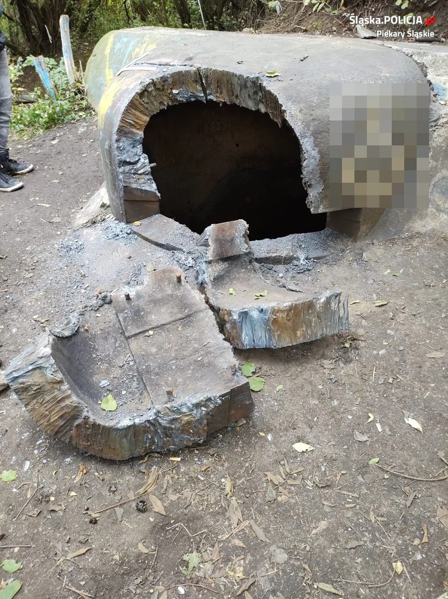 Piekarscy policjanci poszukują sprawców zniszczenia schronów!