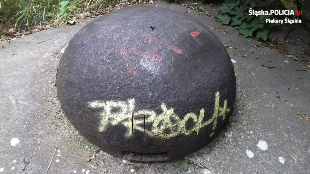 Piekarscy policjanci poszukują sprawców zniszczenia schronów!