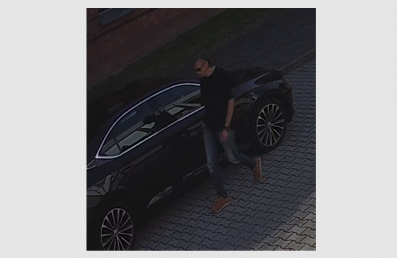 Kradzież telefonów w Gliwicach. Poznajesz tego mężczyznę?