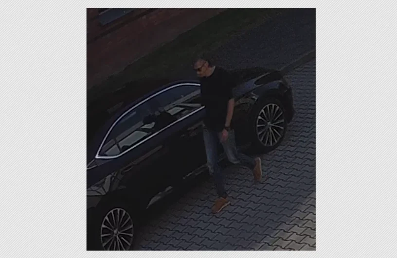Kradzież telefonów w Gliwicach. Poznajesz tego mężczyznę?