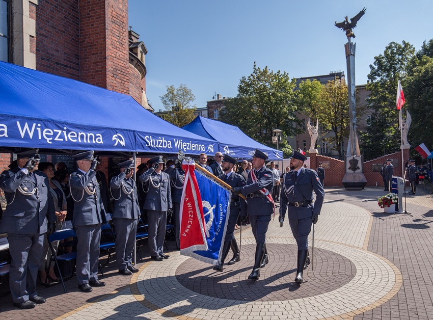 Za nami uroczystość nadania sztandaru Aresztowi Śledczemu w Sosnowcu