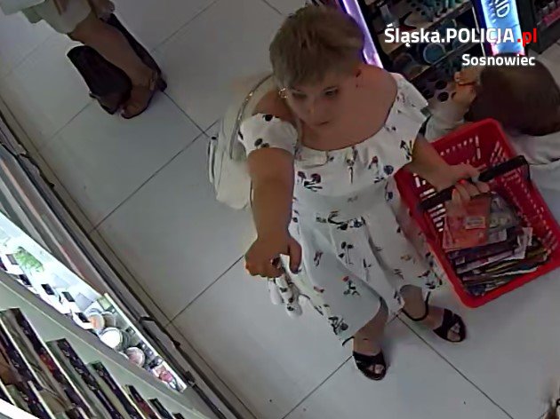 Ukradła kosmetyki w centrum Sosnowca. Poznajesz tę kobietę?
