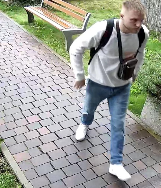 Usiłował włamać się do mieszkania. Rozpoznajesz go?