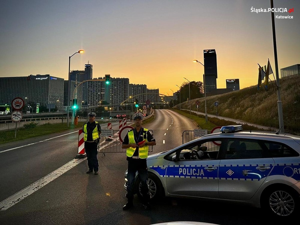 Rowerem "pod prąd" trasą rajdu samochodowego. Interweniowała katowicka Policja