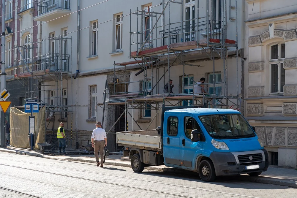 Trwa kompleksowa modernizacja miejskiej kamienicy przy ul. Gliwickiej 4 w Katowicach