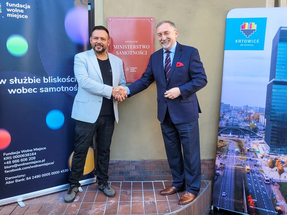 W Katowicach powstaje nowe ministerstwo. Odsłonięto tablicę z nową nazwą