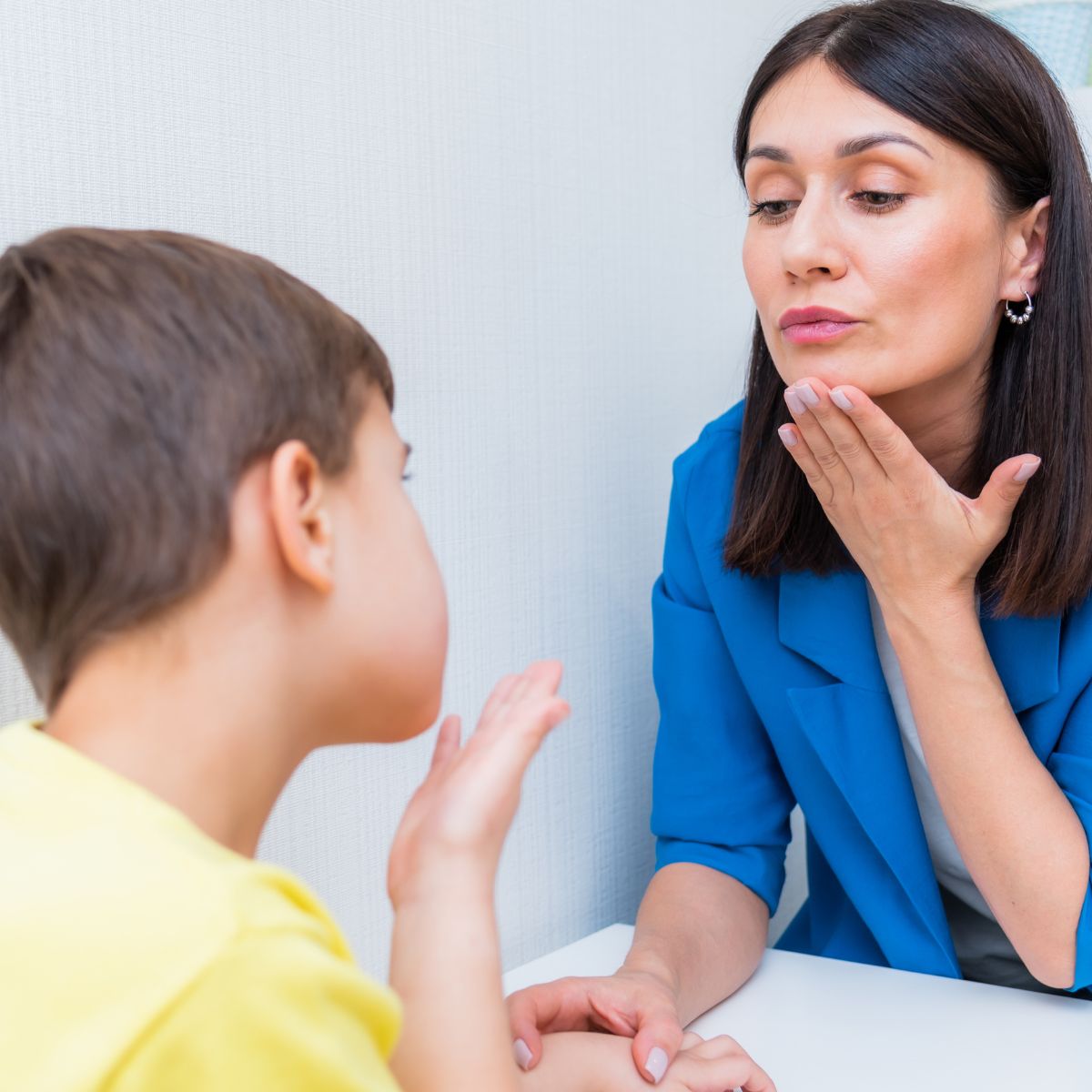 Logopeda dziecięcy - klucz do prawidłowego rozwoju mowy Twojego dziecka