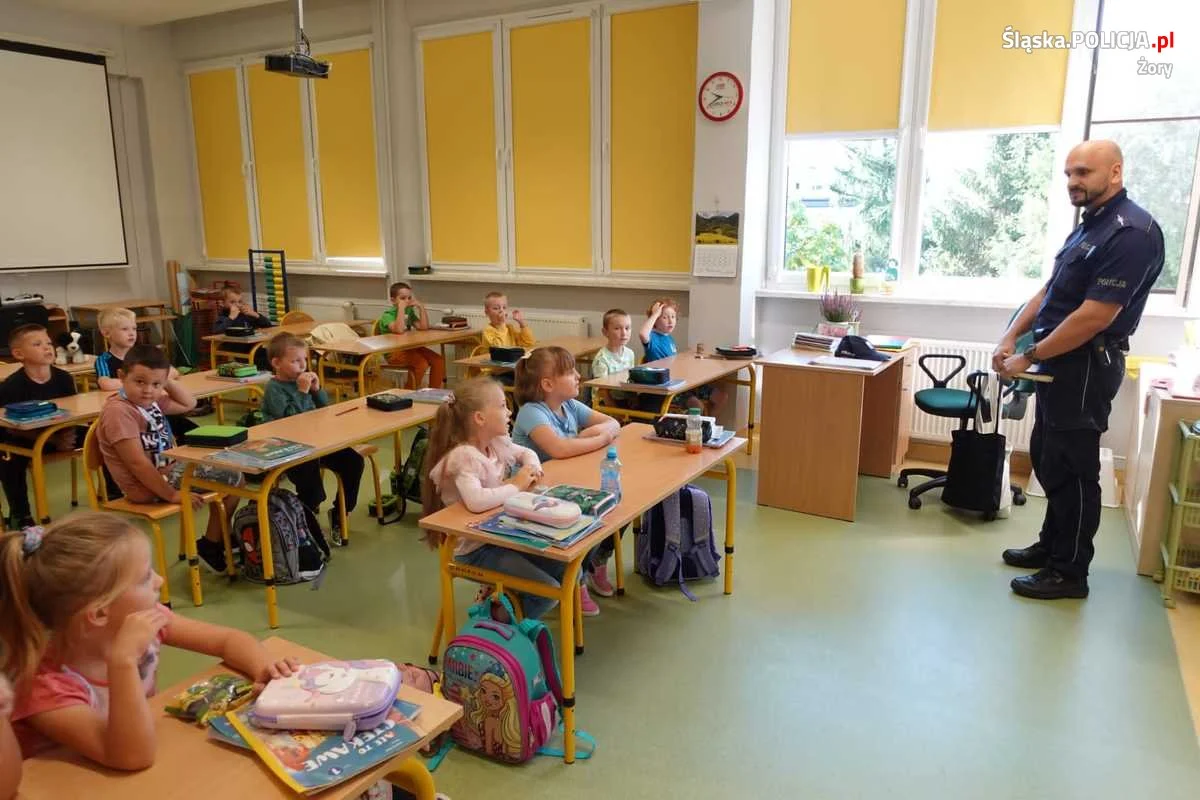 Żorski profilaktyk spotkał się z uczniami szkół podstawowych