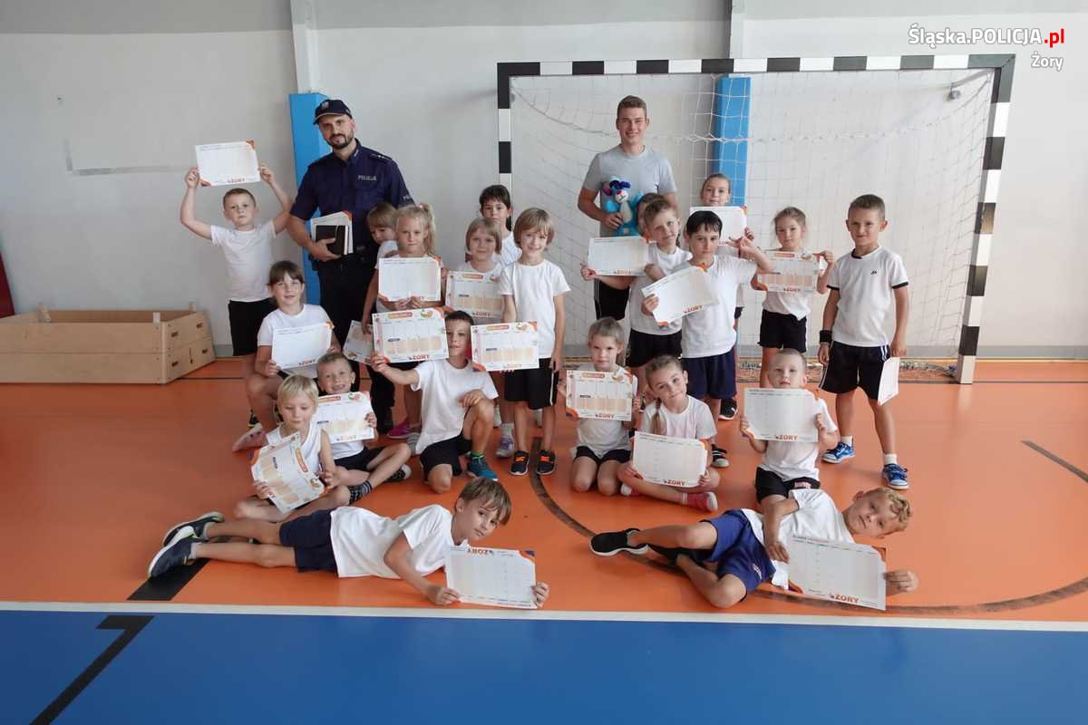 Żorski profilaktyk spotkał się z uczniami szkół podstawowych