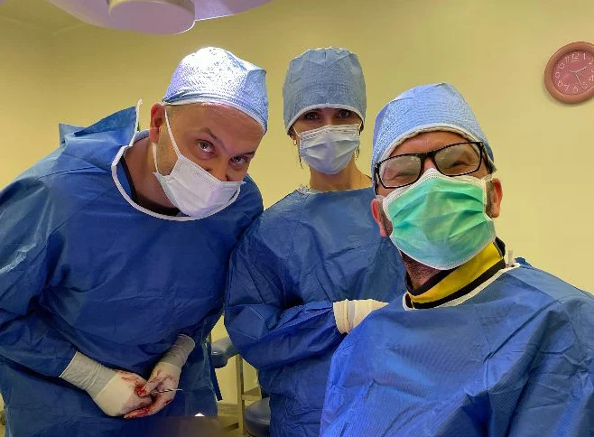 Lekarze z Chorzowa pierwsi na Śląsku przeprowadzili zabieg korekcji palucha u dziecka