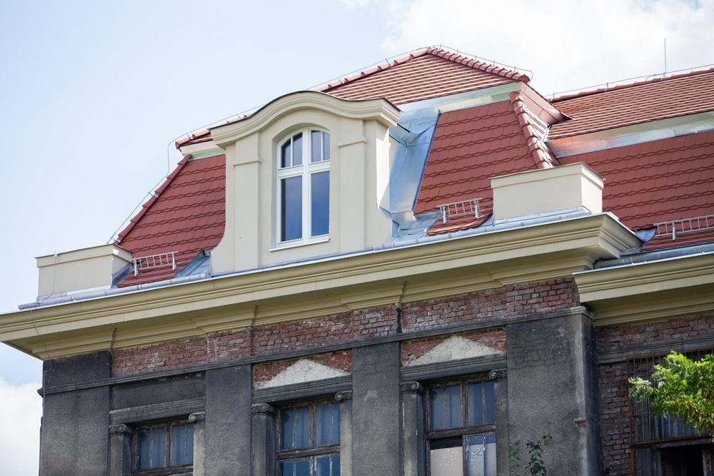 Chorzów: Zabytkowy Ratusz w Batorym uratowany