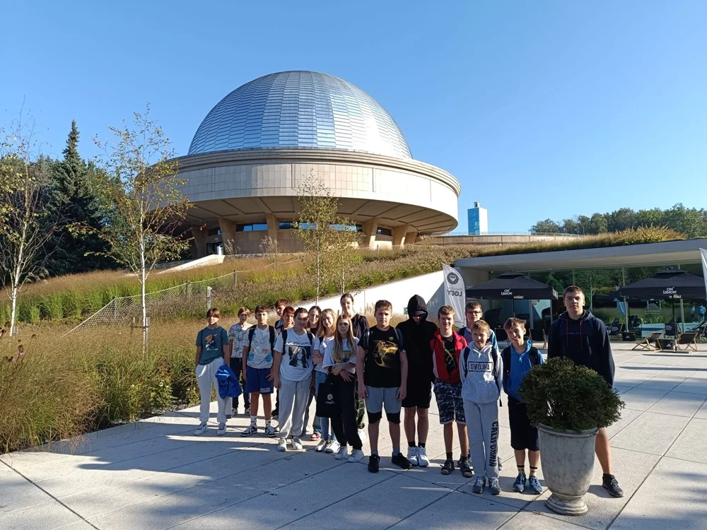 Młodzi świętochłowiczanie odwiedzili Planetarium Śląskie