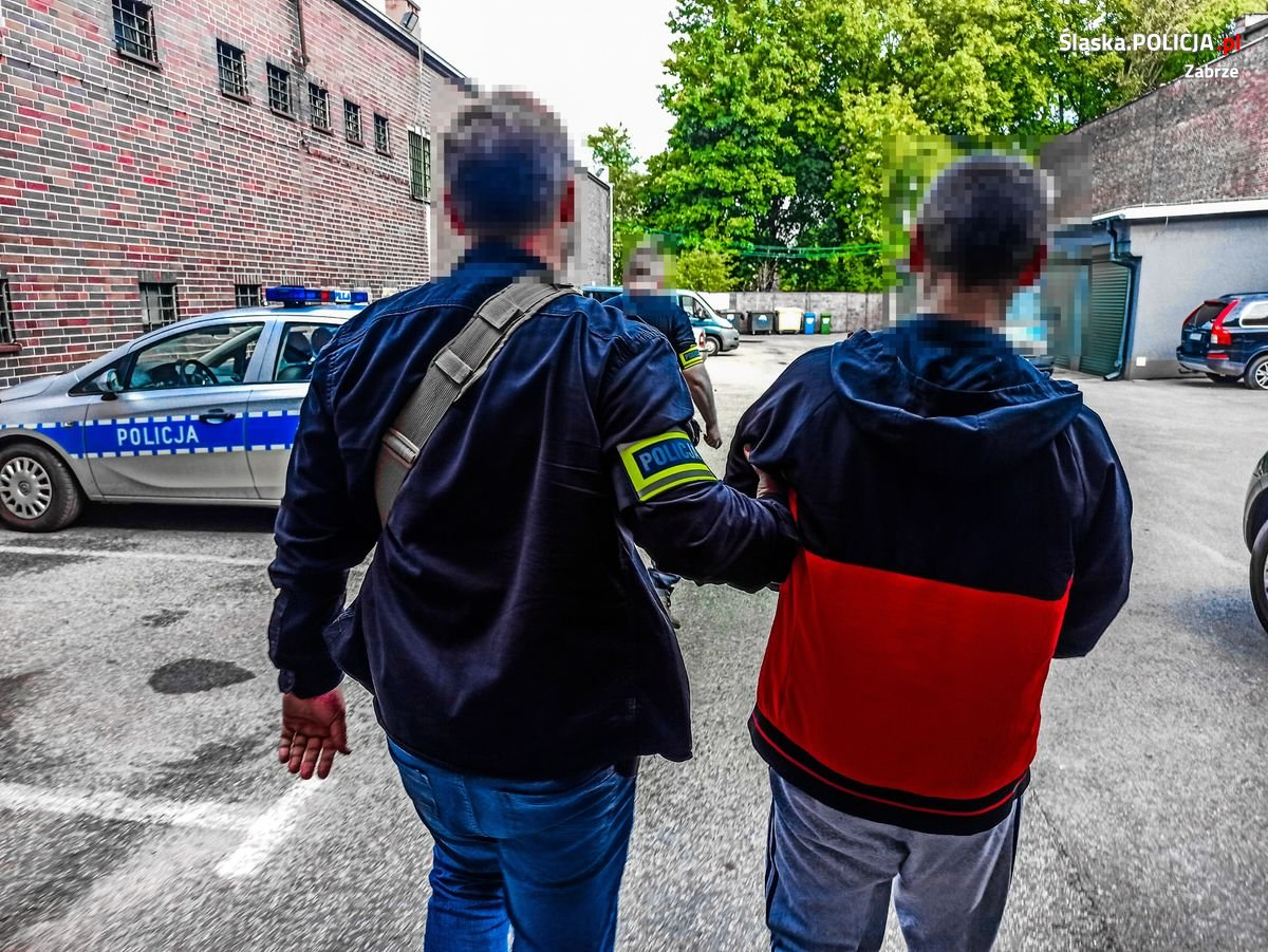 36-latek wpadł z dużą ilością narkotyków. Był już poszukiwany i miał dozór [FILM]